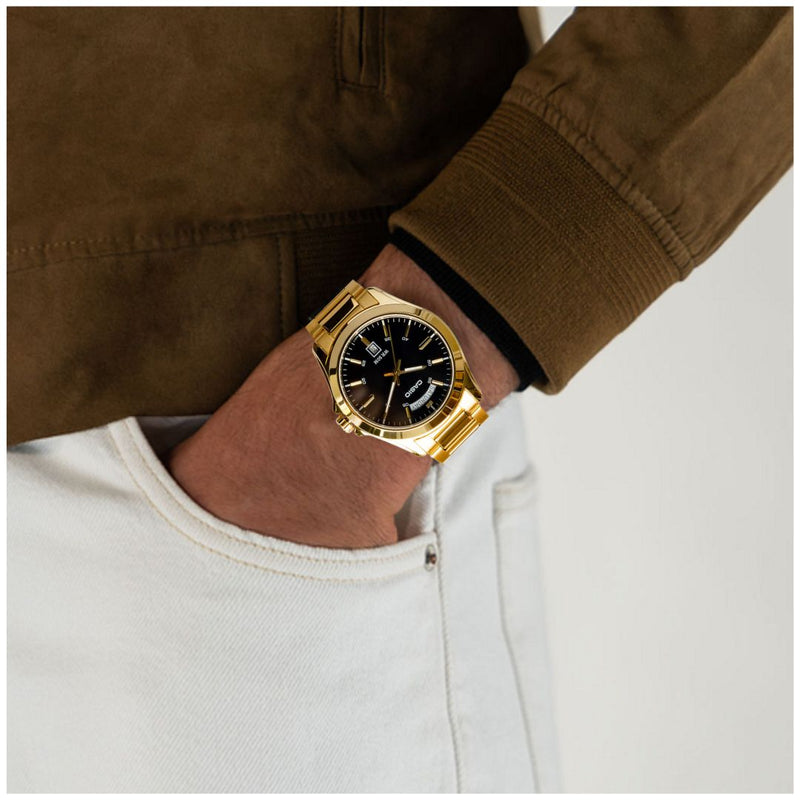 Reloj Casio Referencia MTP-1370G-1A Diseño Elegante