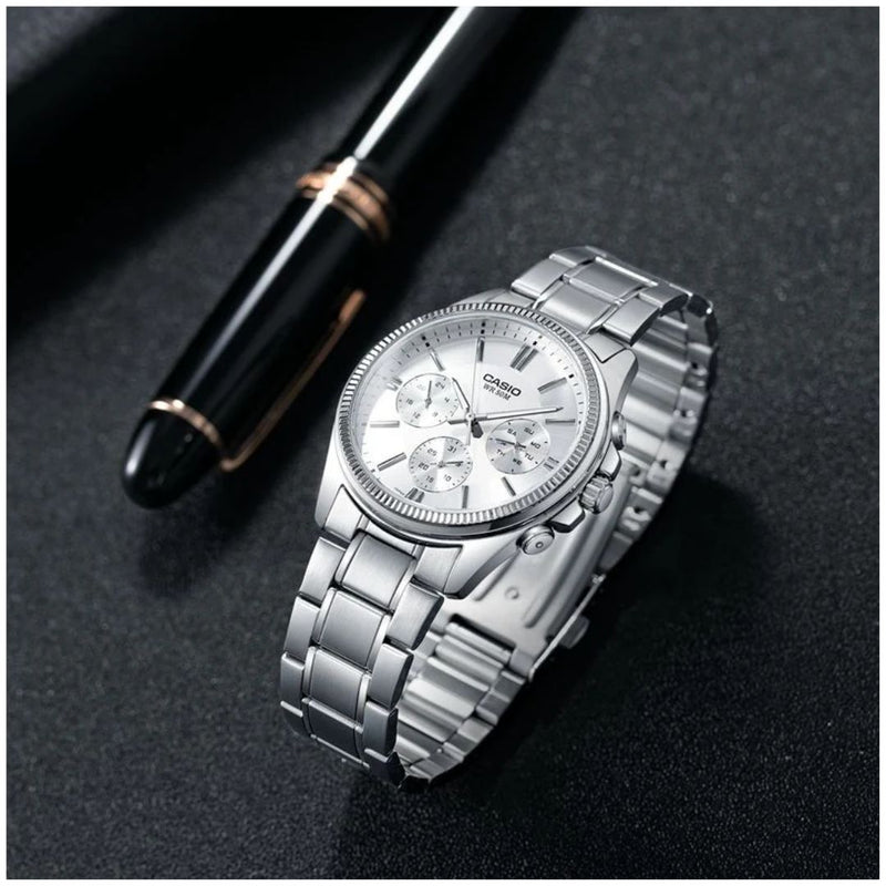 Reloj Casio Referencia MTP-1375D-7A Diseño Elegante