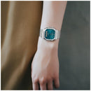 Reloj Casio Modelo AQ-240E-3A Diseño Vintage