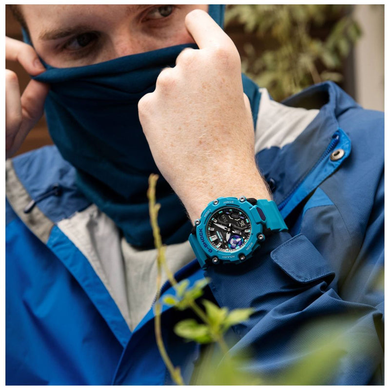 Reloj Casio G-SHOCK GA-2200-2A Diseño Deportivo