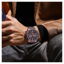 Reloj CURREN 8399 Cronógrafo Para Hombre - Vinotinto