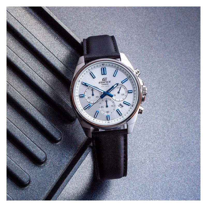 Reloj Casio Edifice EFV-650L-7A Diseño Deportivo