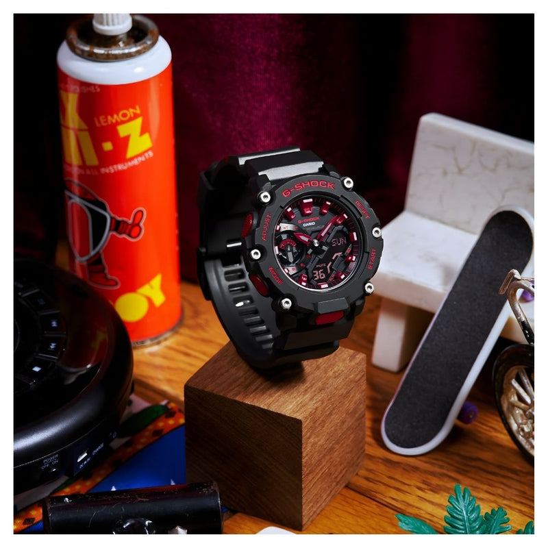 Reloj G-SHOCK GA-2200BNR-1A Diseño Deportivo