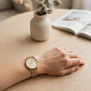 Reloj Mujer Q&Q QC27J001Y Diseño Elegante