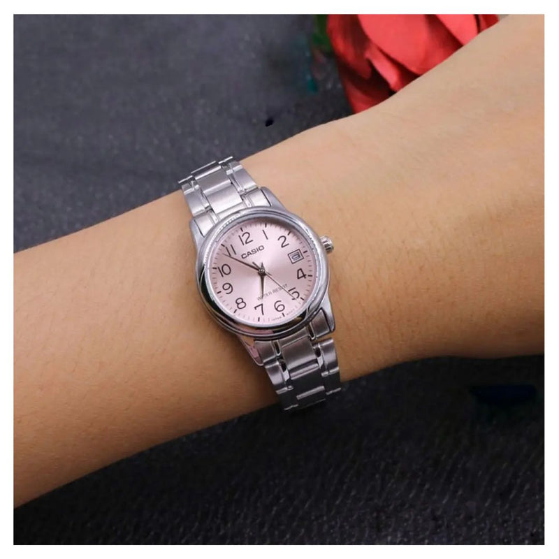 Reloj Casio Modelo LTP-V002D-4B Diseño Elegante