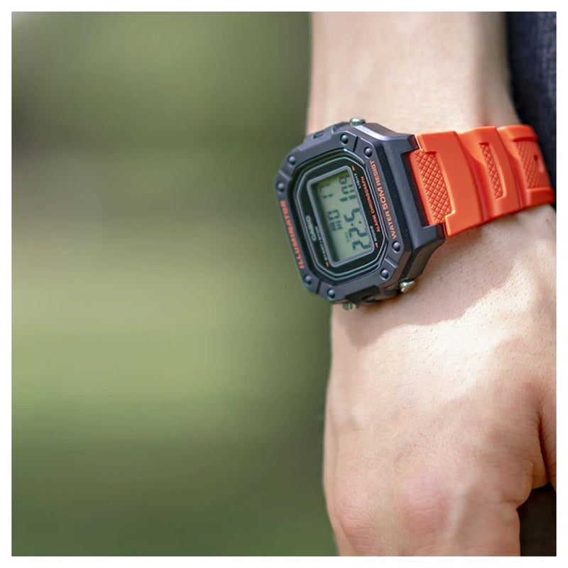 Reloj Casio Modelo W-218H-4B2 Diseño Deportivo