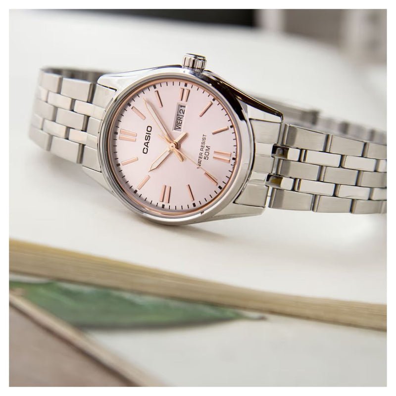 Reloj Casio Modelo LTP-1335D-4A Diseño Elegante