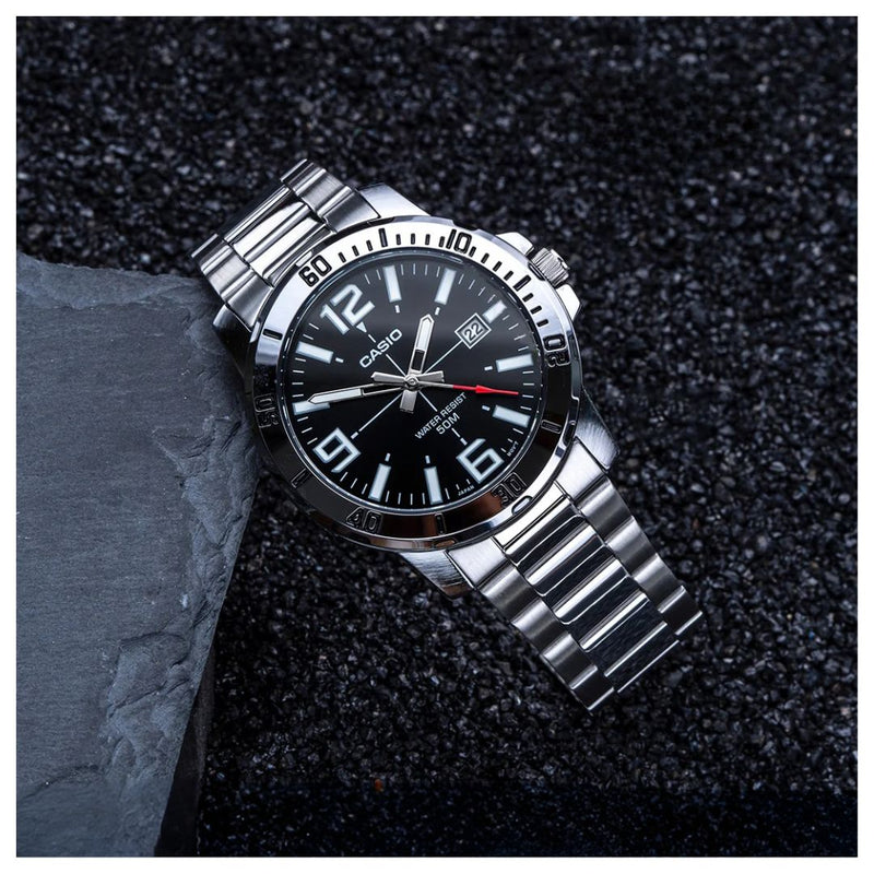 Reloj Casio Referencia MTP-VD01D-1B Diseño Elegante