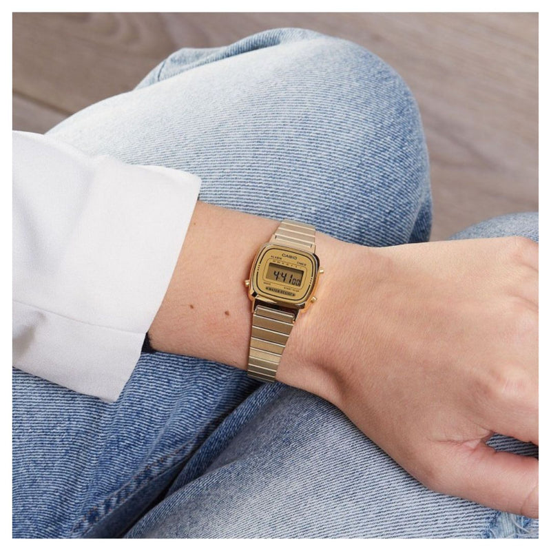 Reloj Casio Modelo LA670WGA-9DF Diseño clásico