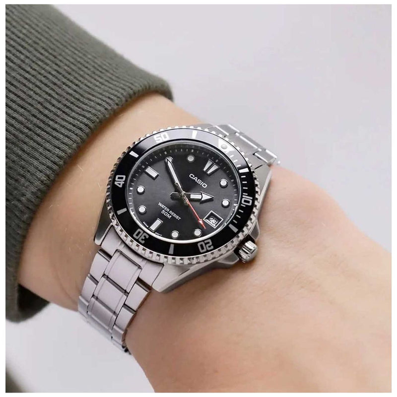 Reloj Casio Modelo MDV-10D-1A1V Diseño Elegante