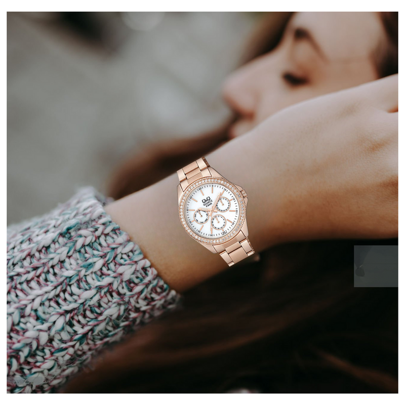 Reloj Q&Q CE01J002Y Diseño Elegante