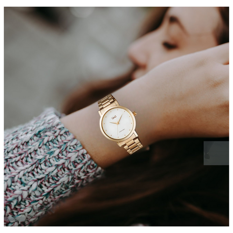 Reloj Q&Q Q892J021Y Diseño Elegante