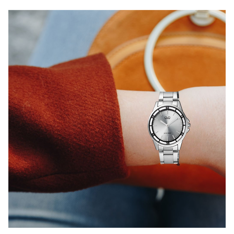 Reloj Q&Q QB47J201Y Diseño Elegante