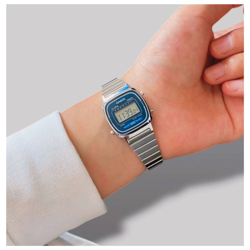 Reloj Casio Modelo LA-670WA-2D Diseño Vintage