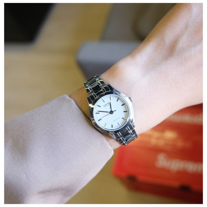 Reloj Casio Modelo LTP-1275D-7A Diseño Elegante