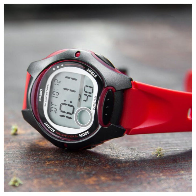 Reloj Casio Modelo LW-200-4A Diseño Deportivo