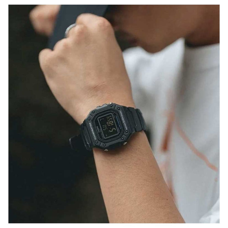 Reloj Casio W-218H-1B Diseño Deportivo