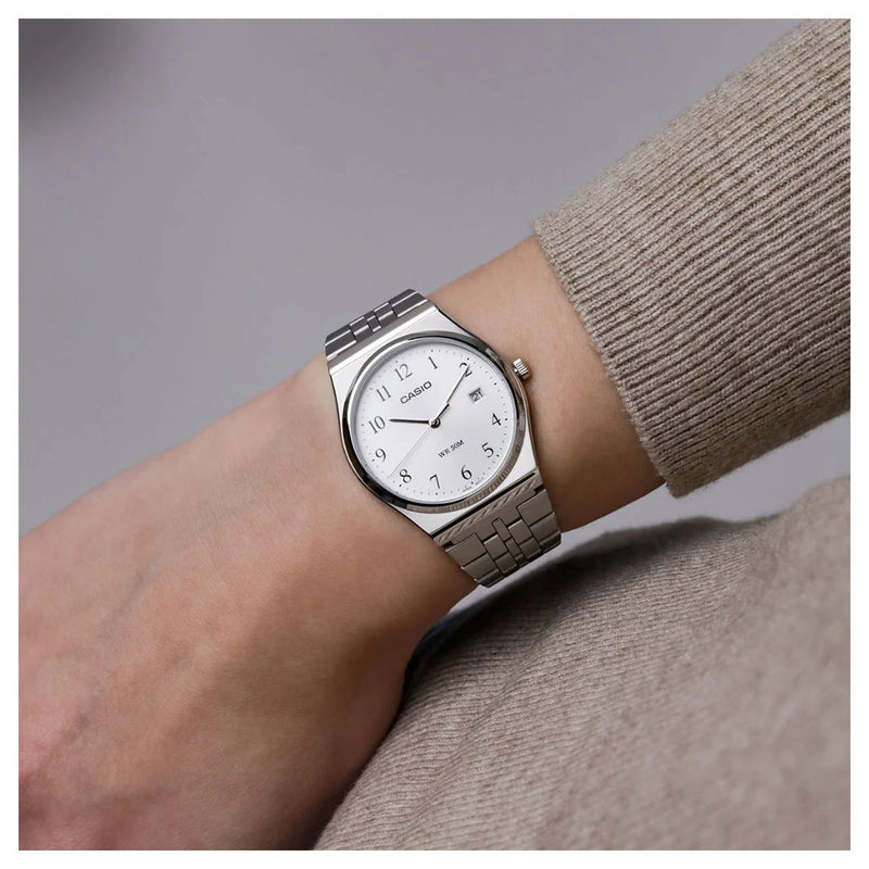 Casio Referencia MTP-B145D-7B Diseño Elegante