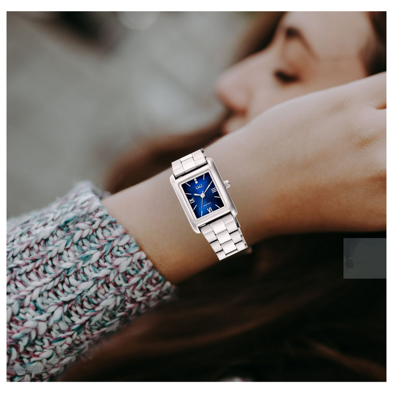 Reloj Q&Q C69A-004PY Diseño Sencillo