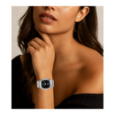 El reloj Q&Q Q02C-001PY Diseño Elegante