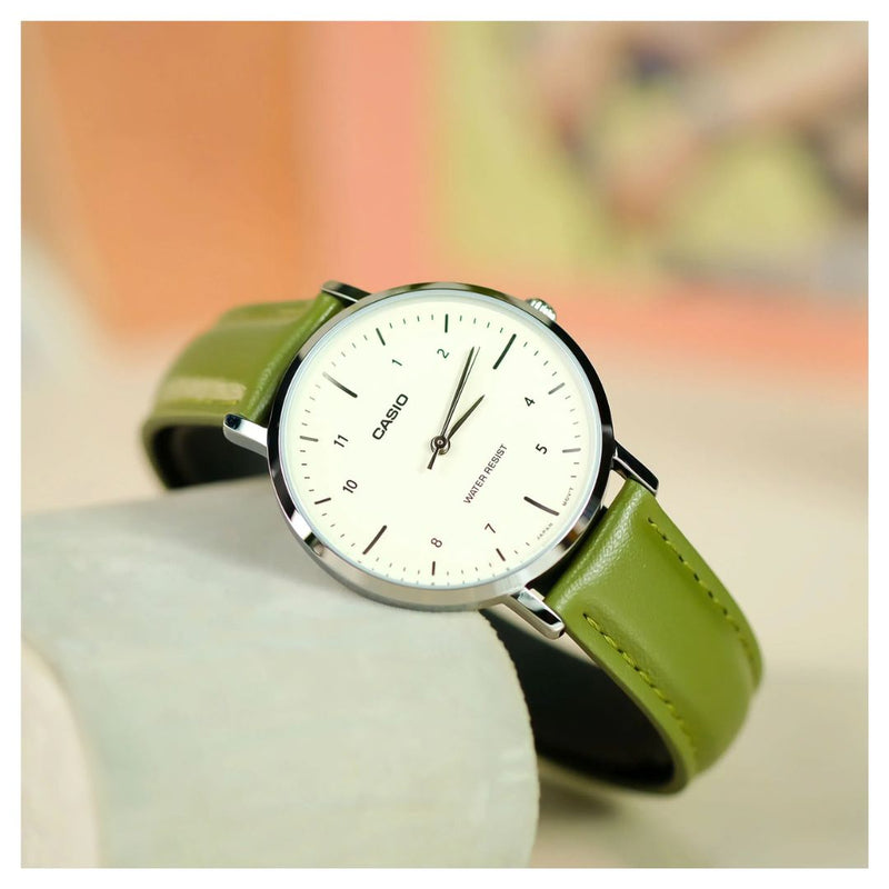 Reloj Casio Modelo LTP-VT03L-3B Diseño Elegante