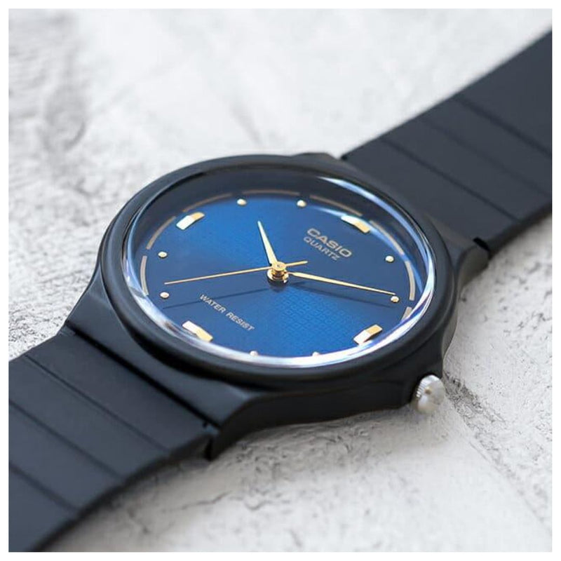 Reloj Casio Modelo MQ-76-2A Diseño Casual