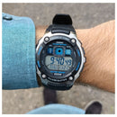 Reloj Casio Modelo AE-2000W-1A Diseño Deportivo