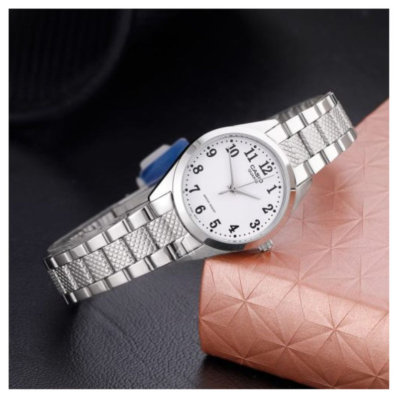 Reloj Casio Modelo LTP-1274D-7B Diseño Elegante