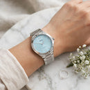 Reloj Mujer Q&Q Q89B-003PY Diseño Casual
