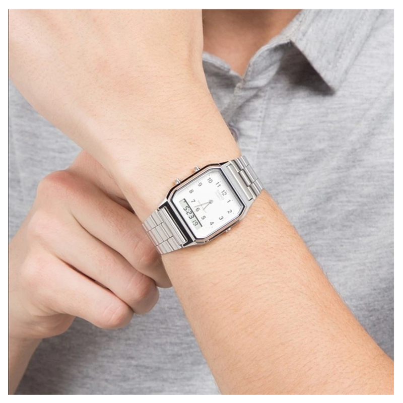 Reloj Casio Modelo AQ-230A-7B Diseño Vintage