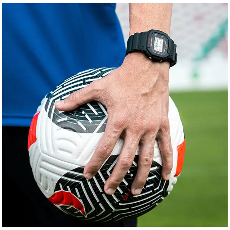 Reloj Casio G-SHOCK DW-5600AI-1D Edicion Iniesta
