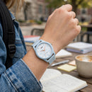 Reloj Mujer Q&Q VS12J028Y Diseño  limpio y juvenil