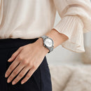 Reloj Mujer Q&Q Q35C-001PY Diseño Elegante