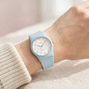 Reloj Q&Q V27A-002VY Diseño Clasico