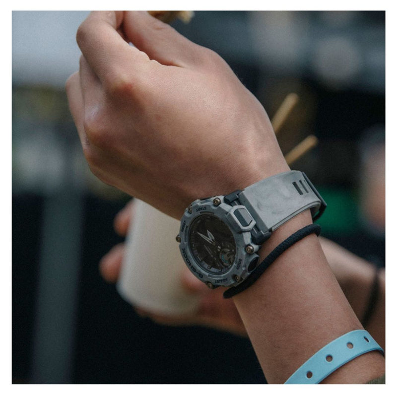 Reloj G-SHOCK Casio Referencia GA-2200SL-8A Diseño Deportivo