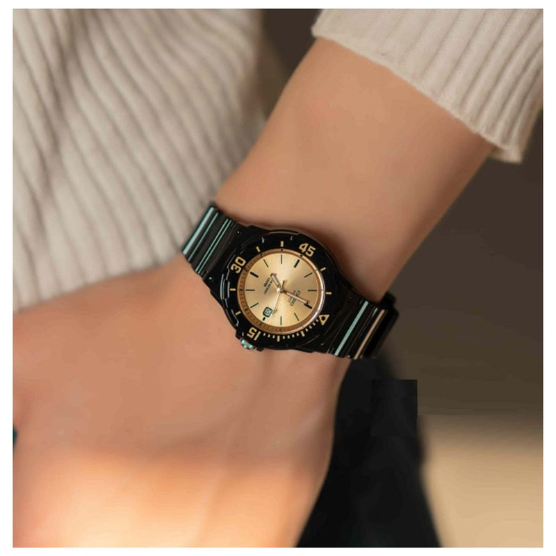 Reloj de Dama Casio Modelo LRW-200H-9E2 Diseño Deportivo