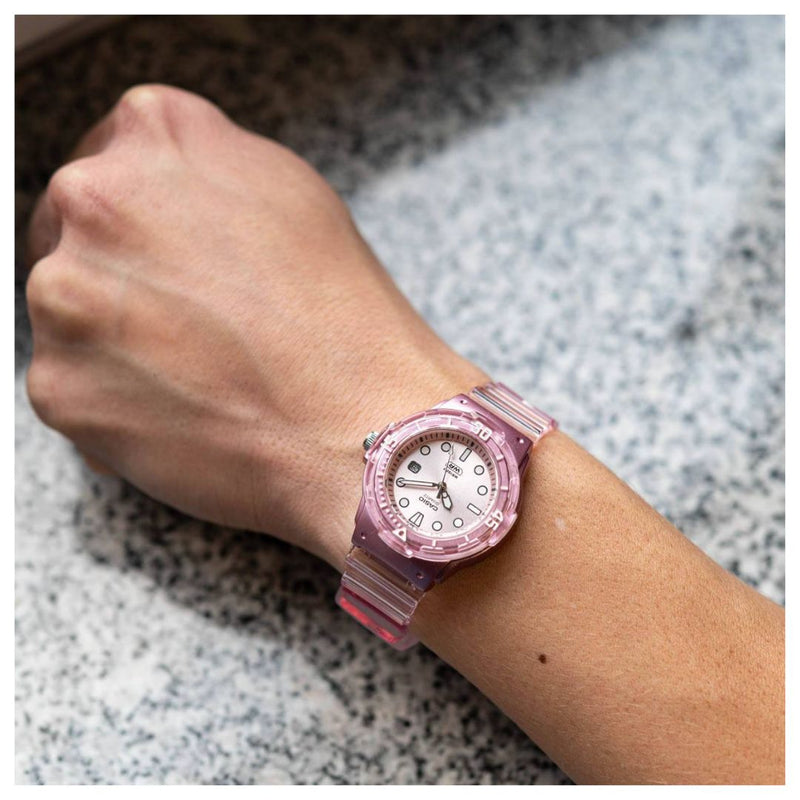 Reloj Casio LRW-200HS-4E Diseño Juvenil