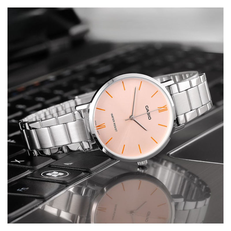 Reloj Casio Modelo LTP-VT01D-4B Diseño Elegante