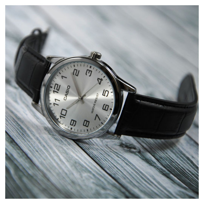 Reloj Casio Modelo MTP-V001L-7B Diseño Elegante