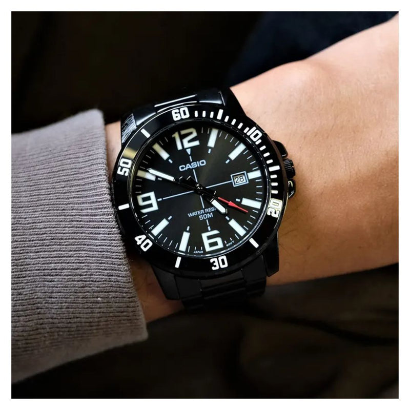 Reloj Casio Referencia MTP-VD01B-1B Diseño Elegante