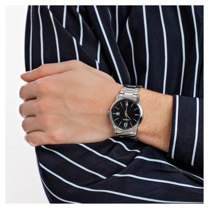 Reloj Casio Referencia MTP-V002D-1B3 Elegante