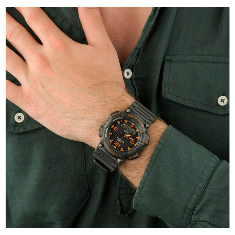 Reloj Casio Modelo AQ-S810W-8A Diseño Deportivo