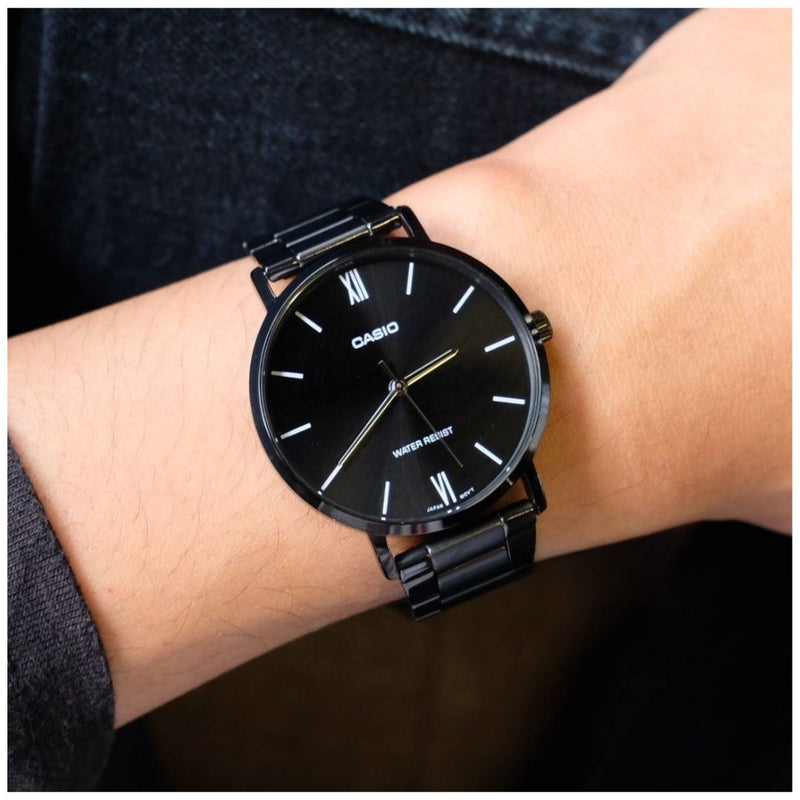 Reloj Casio Referencia MTP-VT01B-1B Diseño Elegante